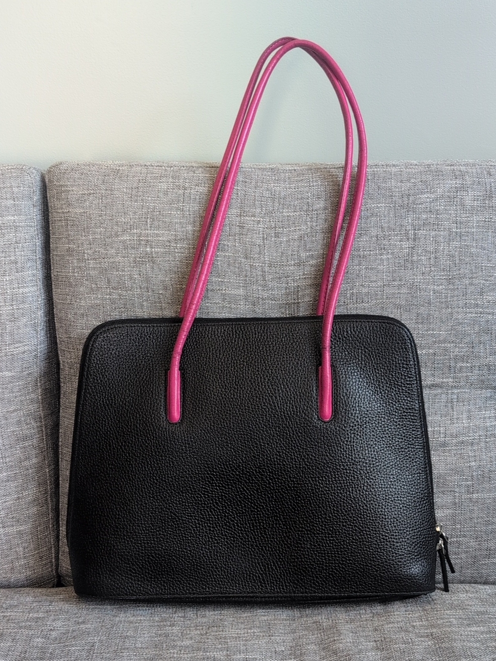 Medium Zippered Black Pebbled Cleo And Patel Tote